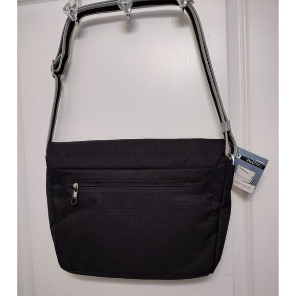 NEW Magellans VaultPro Travel Tech Messenger Bag, Black RFID Blocking Security - Picture 2 of 10